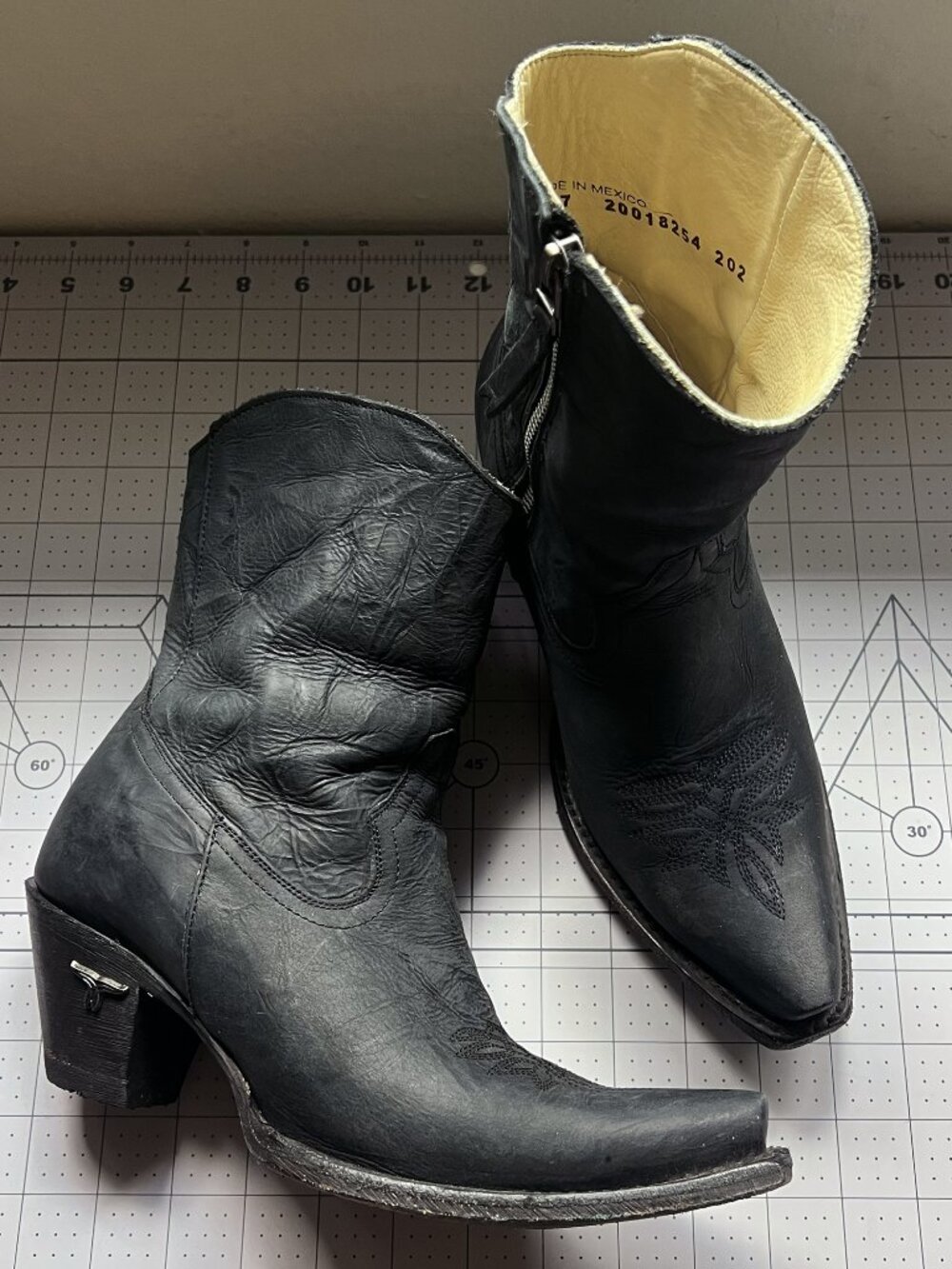 Lane Boots Smokeshow black leather western ankle booties 7